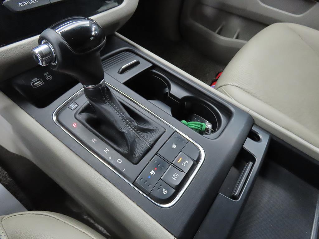 KIA Carnival 2016 Negro - Importación desde Corea - HF Imports Iquique - Foto 17