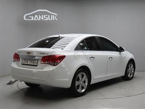 Chevrolet Cruise - Vista 8