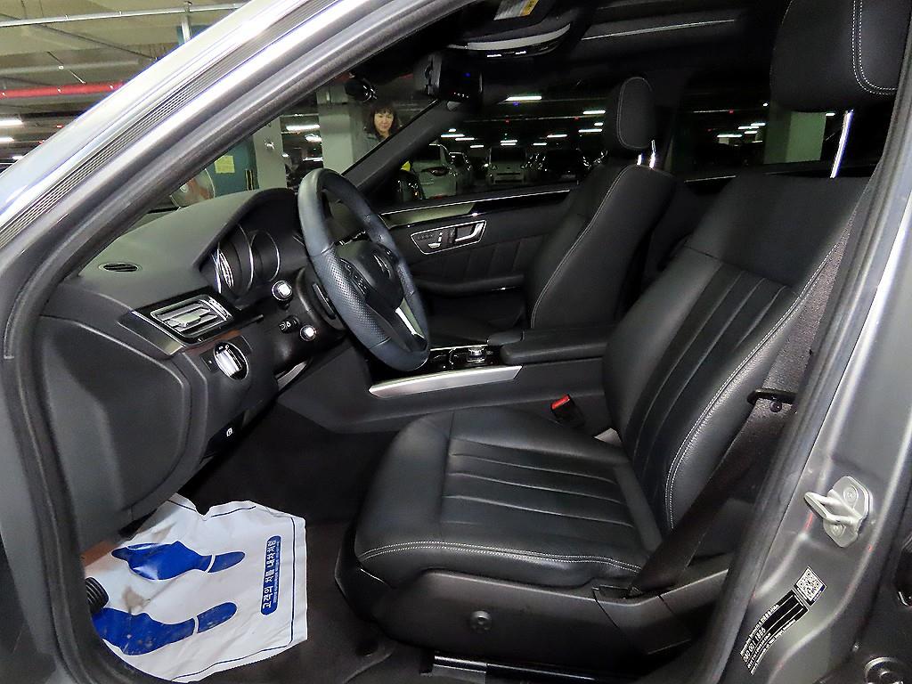 Mercedes Benz E class - Vista 6