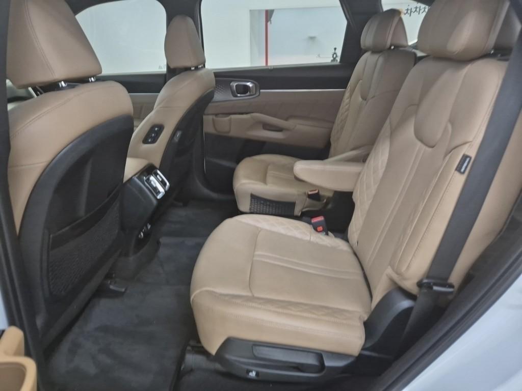 KIA Sorento - Vista 12
