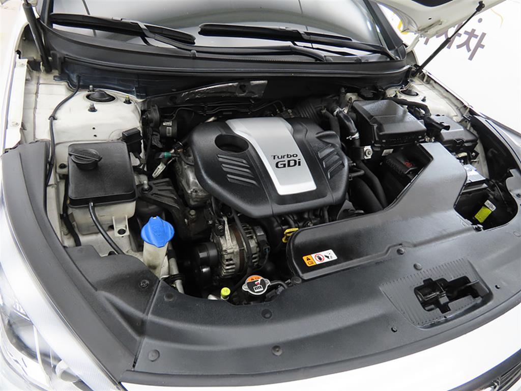 HYUNDAI Sonata 2016 Blanco - Importación desde Corea - HF Imports Iquique - Foto 19