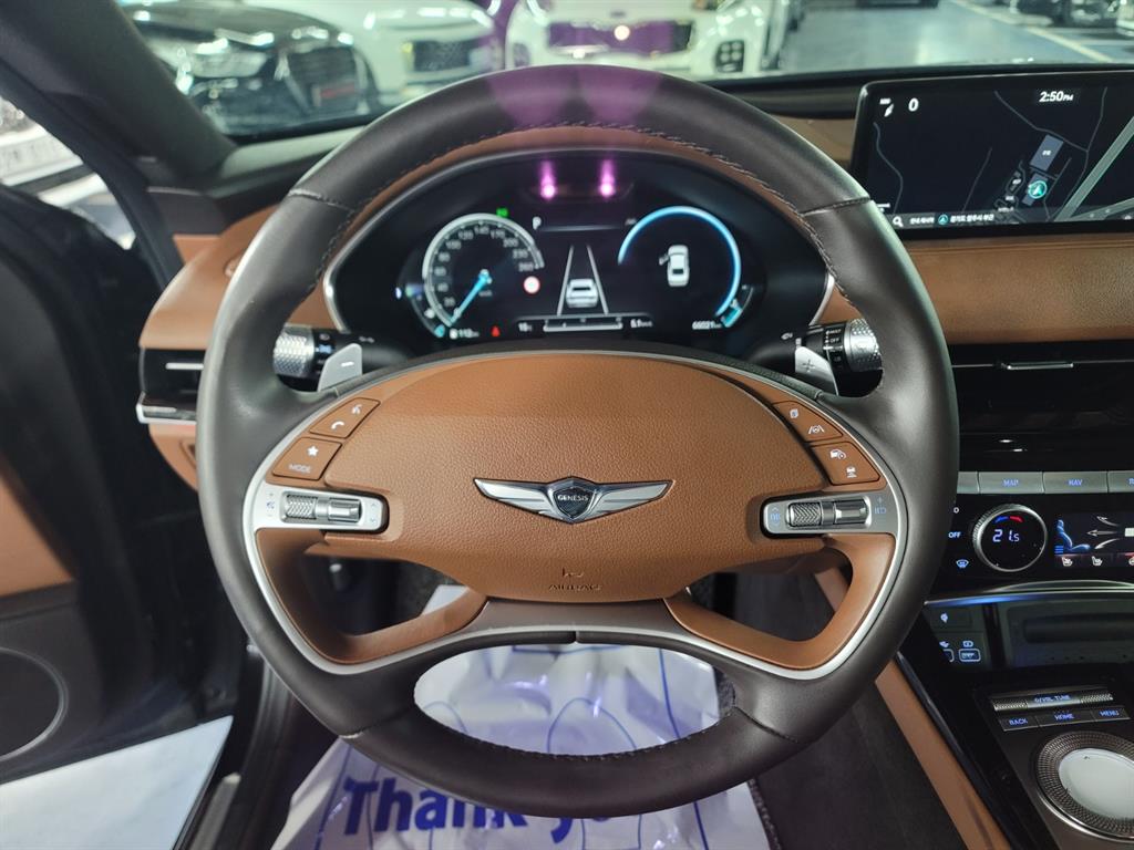 Genesis G80 - Vista 10