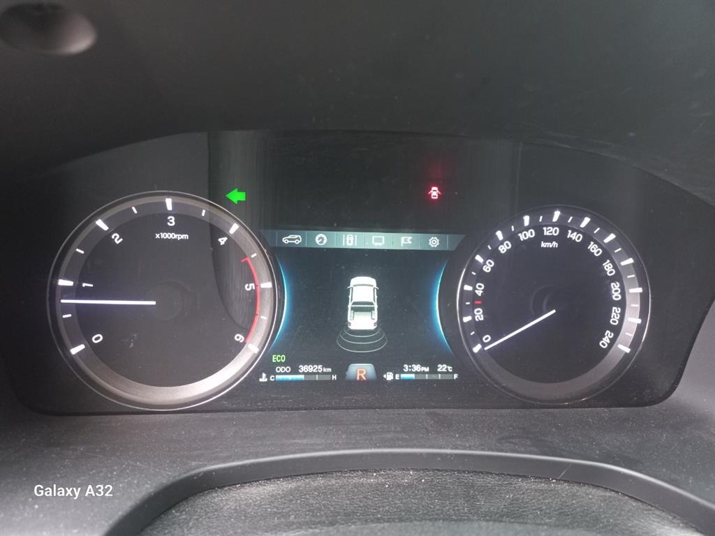 Ssangyong Rexton - Vista 12