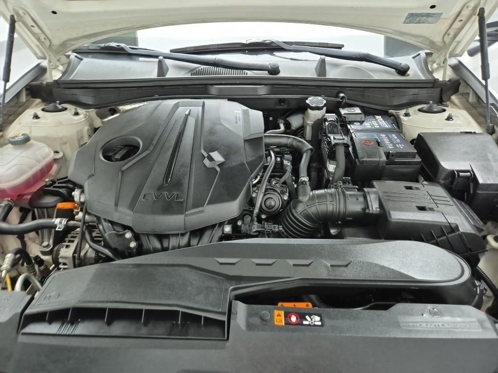 HYUNDAI Sonata - Vista 5