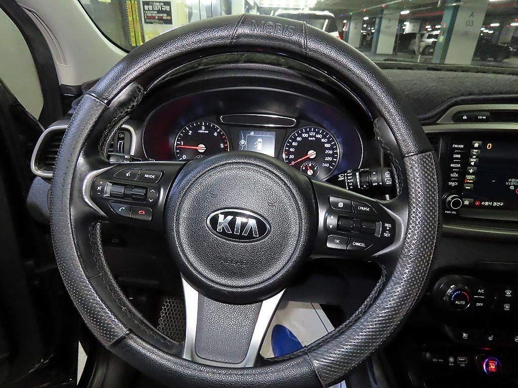KIA Sorento - Vista 8