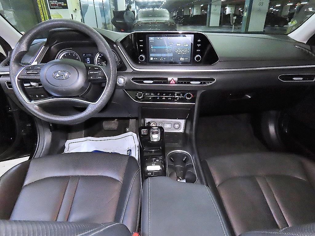 HYUNDAI Sonata - Vista 10