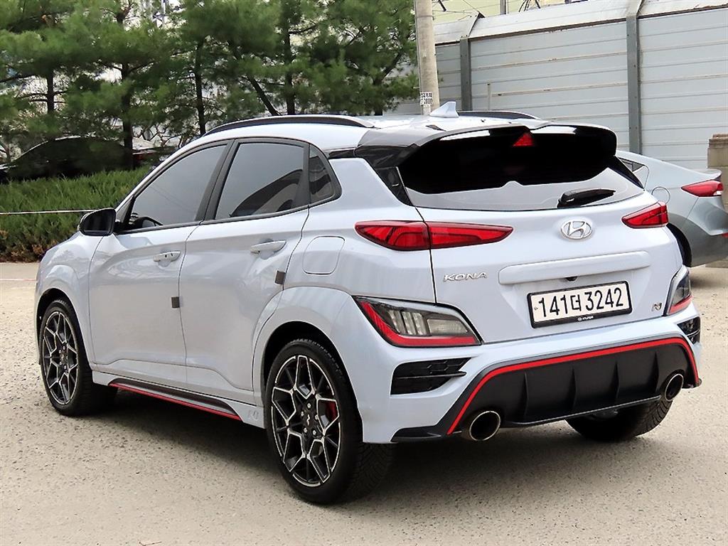 HYUNDAI Kona - Vista 3