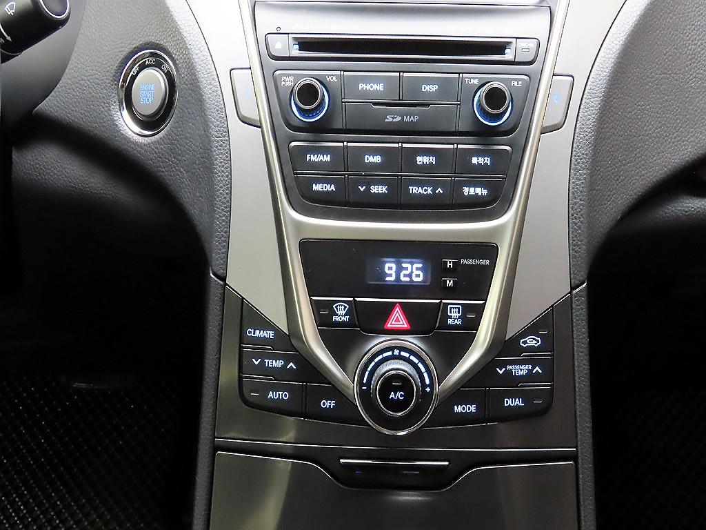 HYUNDAI Grandeur 2014 Blanco - Importación desde Corea - HF Imports Iquique - Foto 16