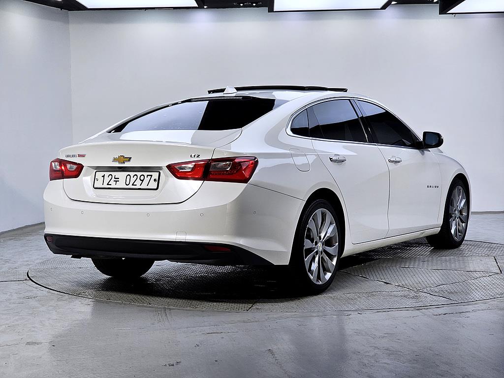 Chevrolet Malibu - Vista 4