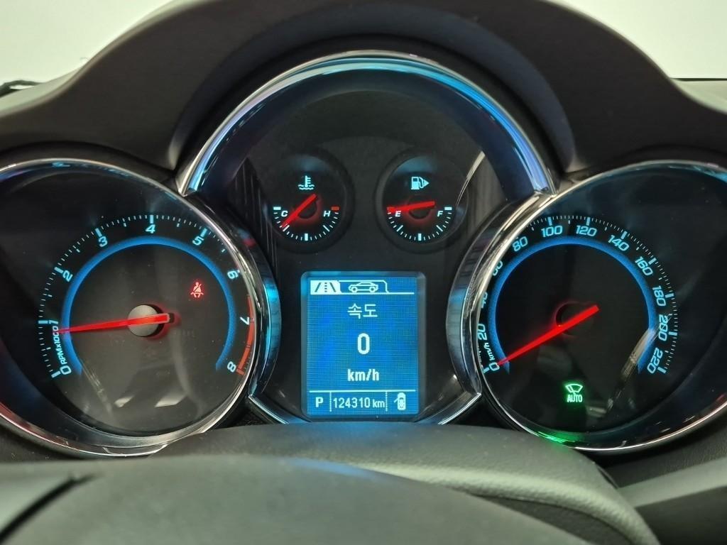 Chevrolet Cruise 2016 Negro - Importación desde Corea - HF Imports Iquique - Foto 15