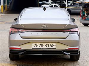 HYUNDAI Avante - Vista 6