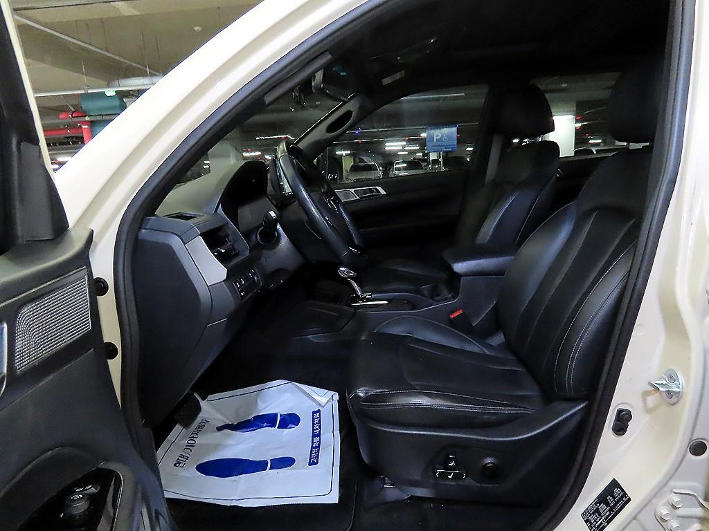 Ssangyong Rexton - Vista 6