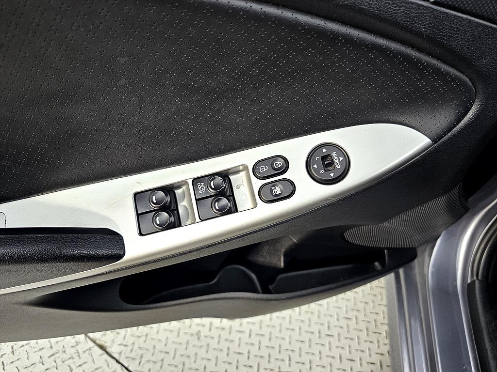 HYUNDAI Accent 2015 Gris - Importación desde Corea - HF Imports Iquique - Foto 13