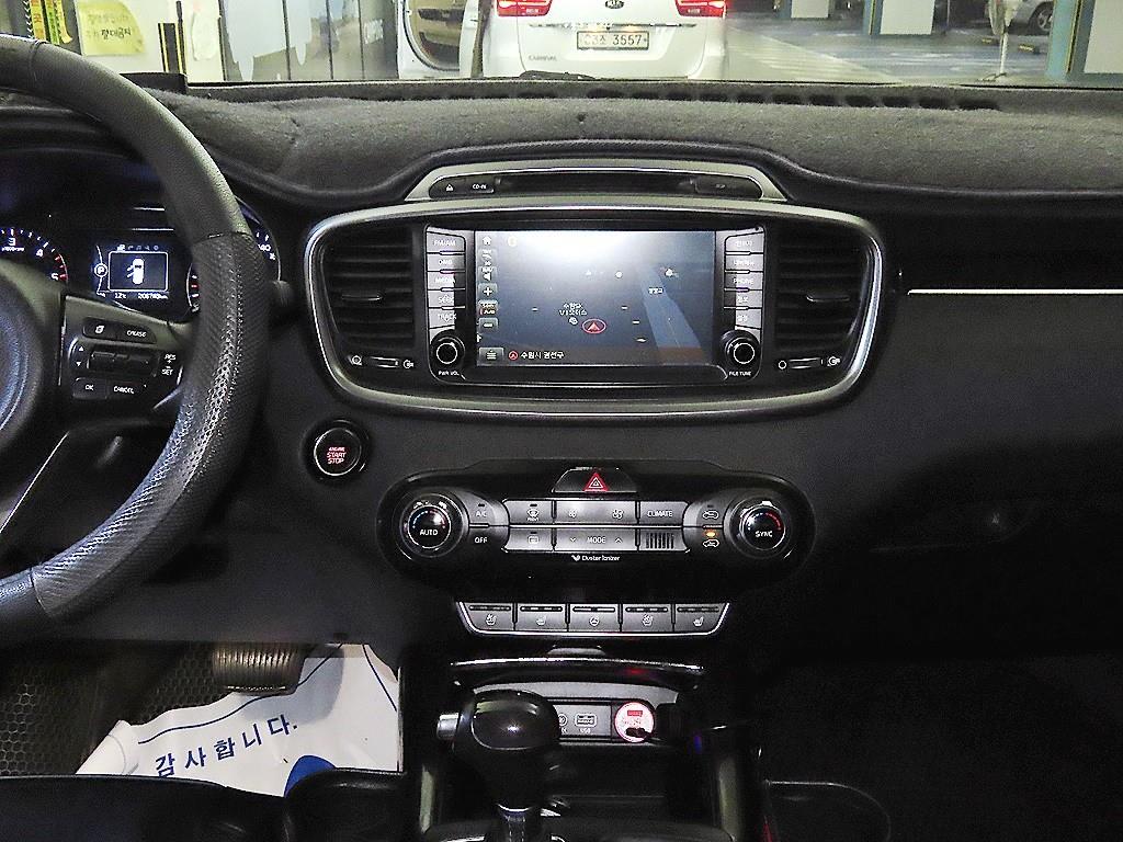 KIA Sorento - Vista 11