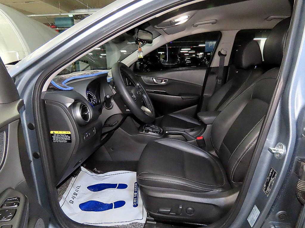 HYUNDAI Kona - Vista 6