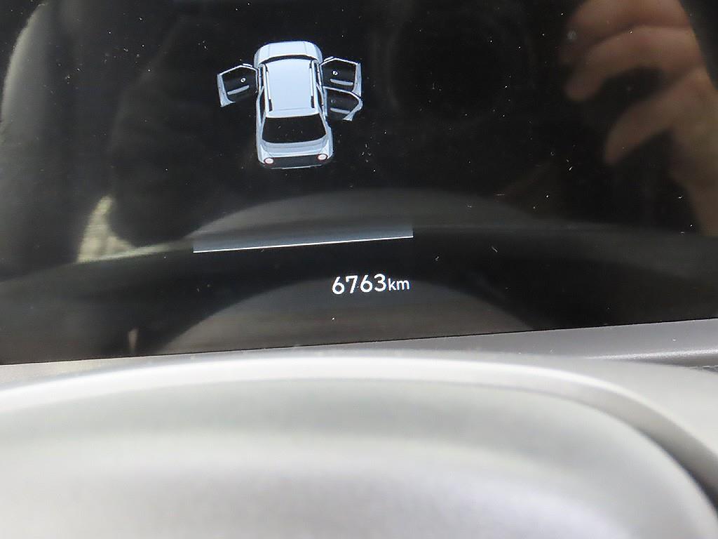 HYUNDAI Casper - Vista 11