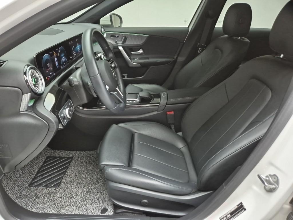 Mercedes Benz A Class - Vista 10