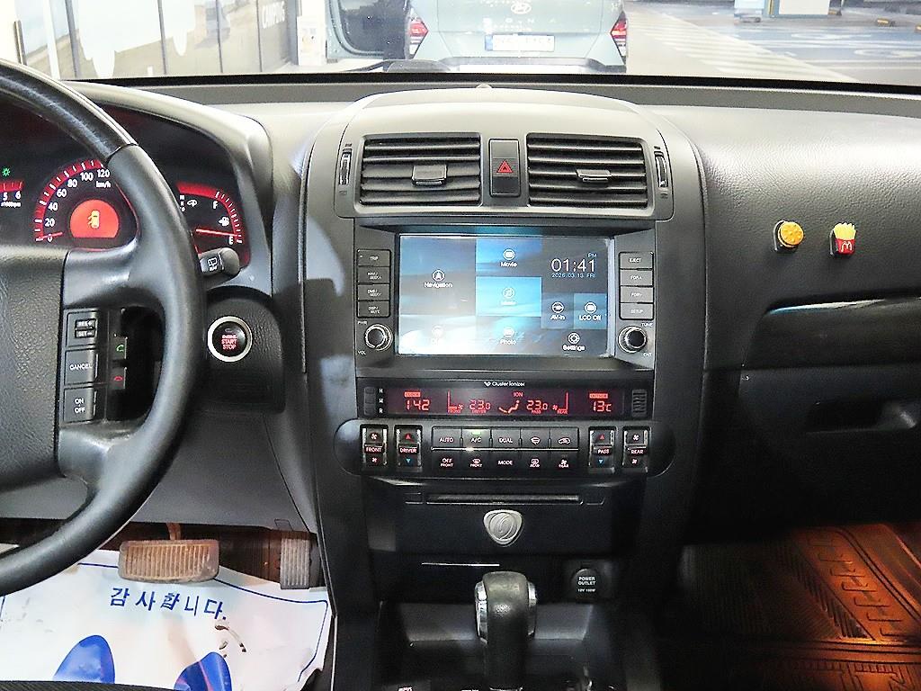 KIA Mohave - Vista 11