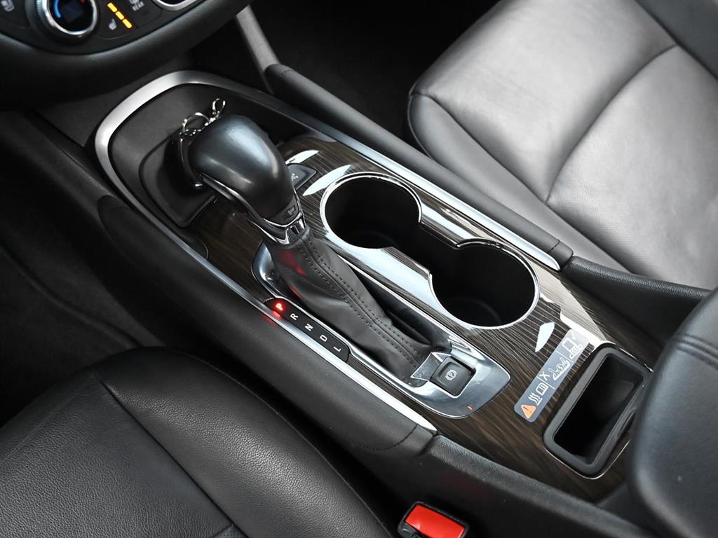 Chevrolet Malibu - Vista 8