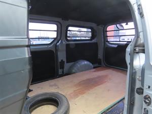 HYUNDAI Starex - Vista 12