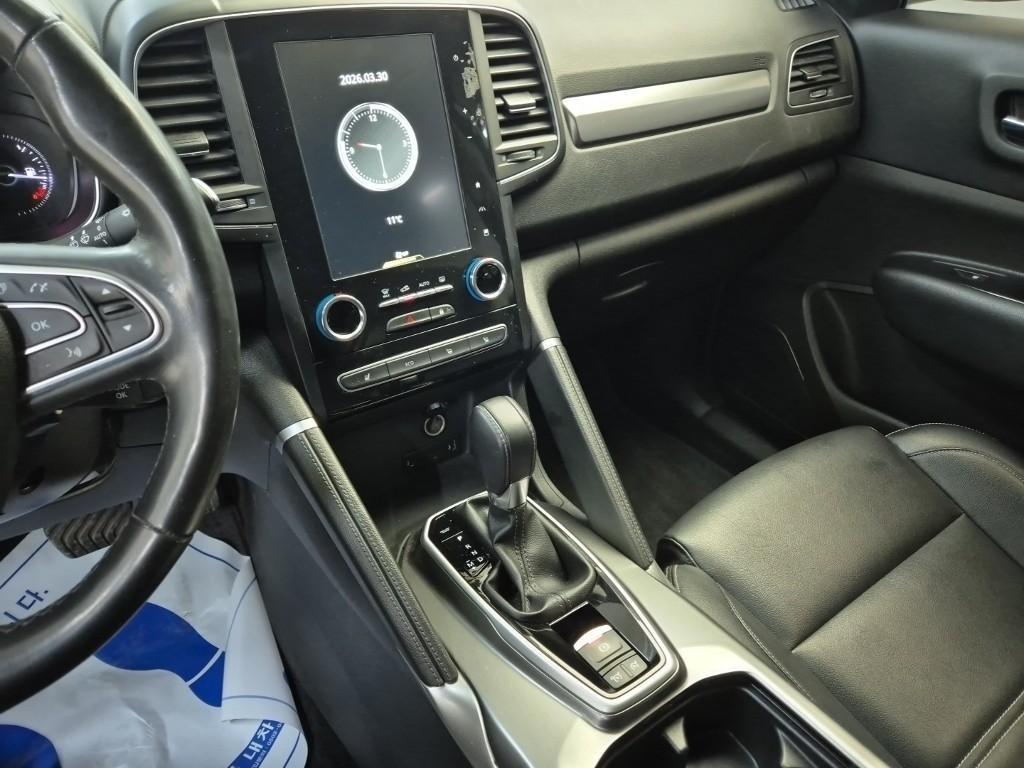 SAMSUNG QM6 - Vista 10