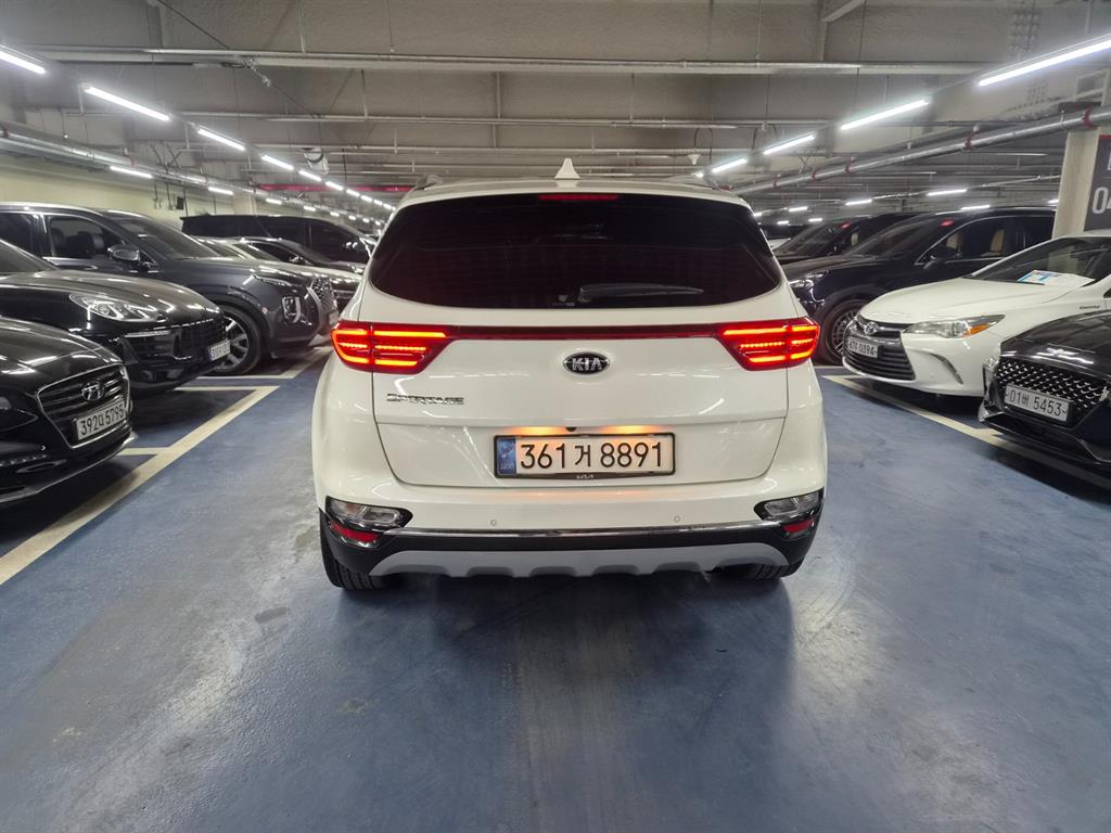 KIA Sportage - Vista 4