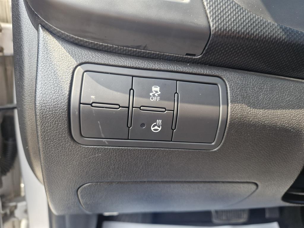 HYUNDAI Accent - Vista 10