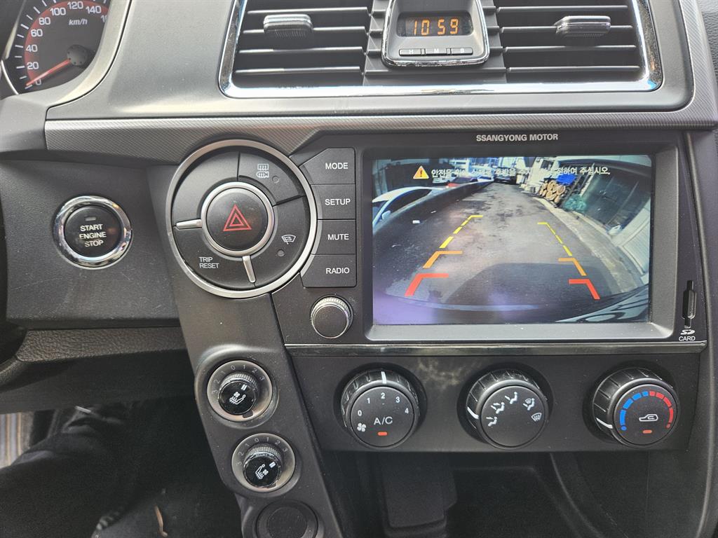 Ssangyong Korando - Vista 9