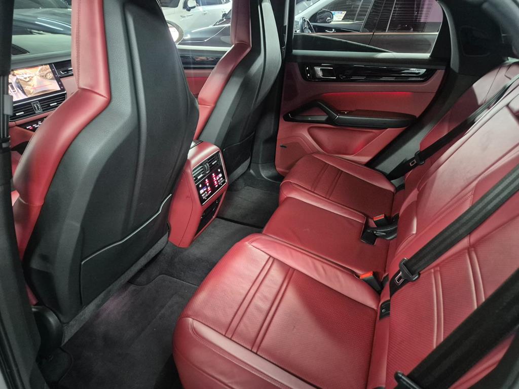 Porsche Cayenne - Vista 4