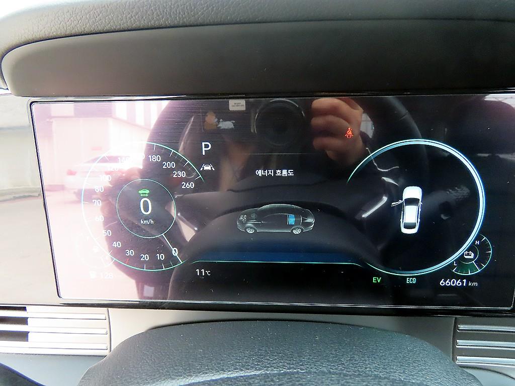 HYUNDAI Grandeur - Vista 9