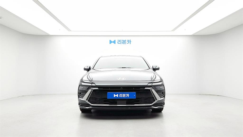 HYUNDAI Sonata - Vista 2