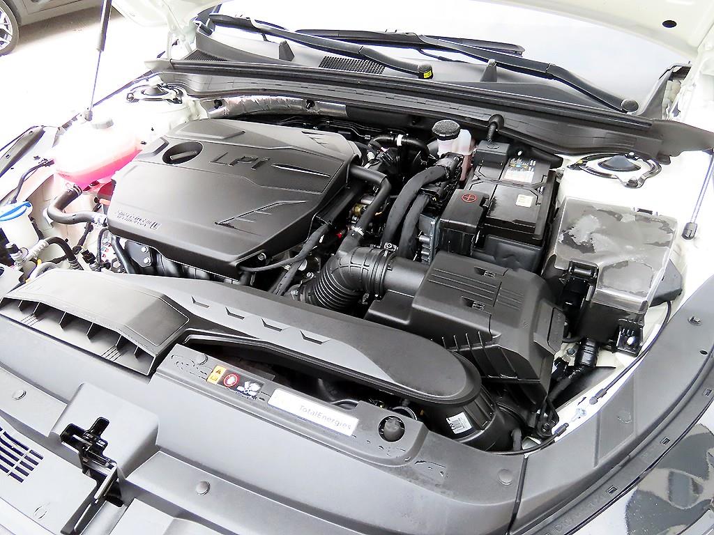 KIA K5 2025 Blanco - Importación desde Corea - HF Imports Iquique - Foto 18