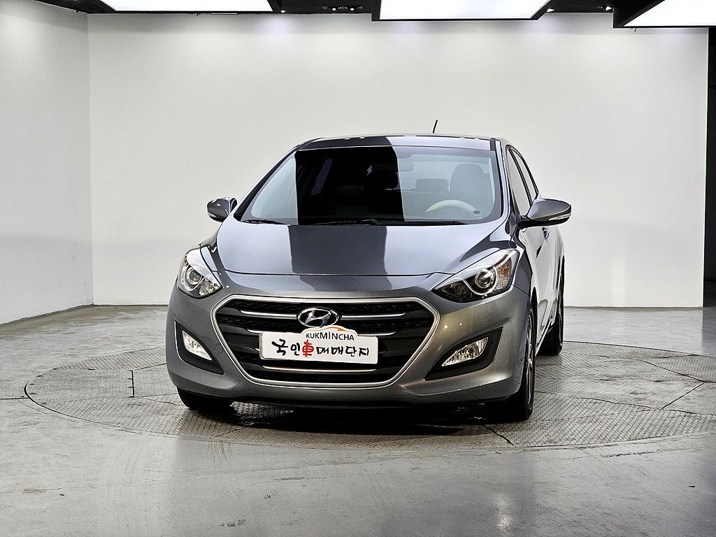 HYUNDAI i30 - Vista 2