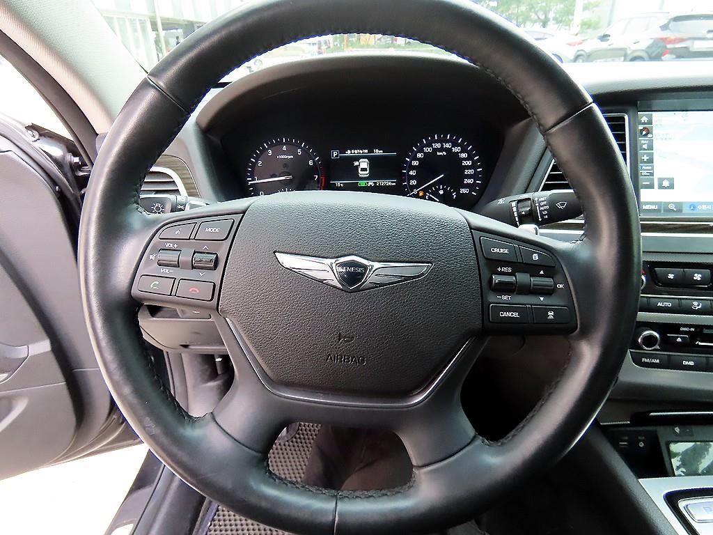 Genesis G80 - Vista 8