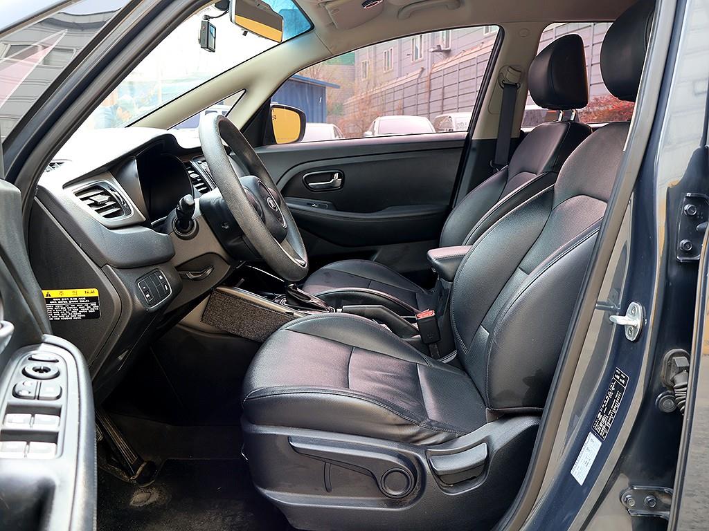 KIA Carens 2016 Azul - Importación desde Corea - HF Imports Iquique - Foto 12