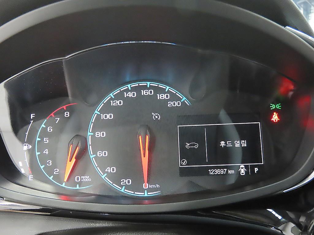 Chevrolet Spark - Vista 11