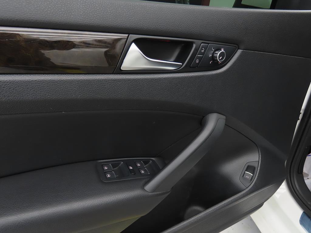 Volkswagen Passat 2015 Blanco - Importación desde Corea - HF Imports Iquique - Foto 16