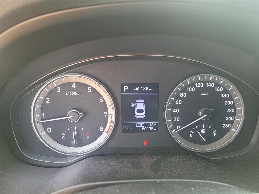 HYUNDAI Grandeur - Vista 4