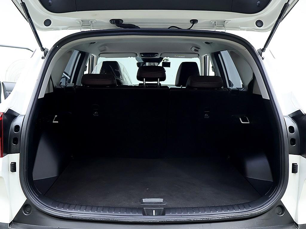 KIA Seltos 2023 Blanco - Importación desde Corea - HF Imports Iquique - Foto 13