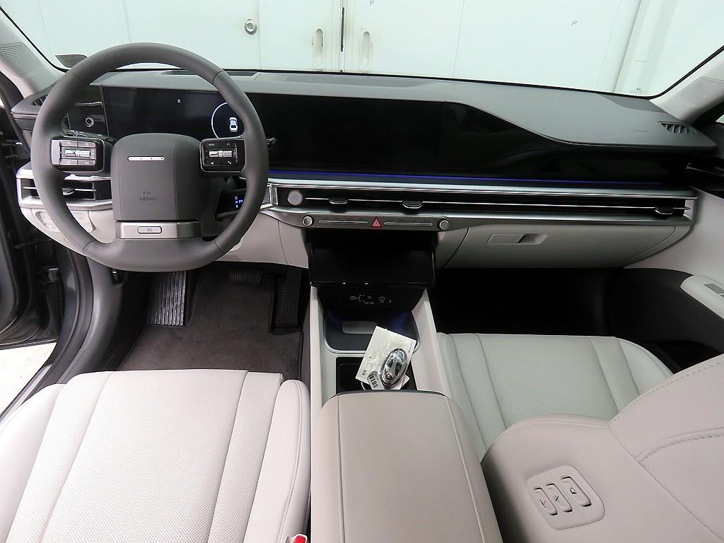 HYUNDAI Grandeur - Vista 8