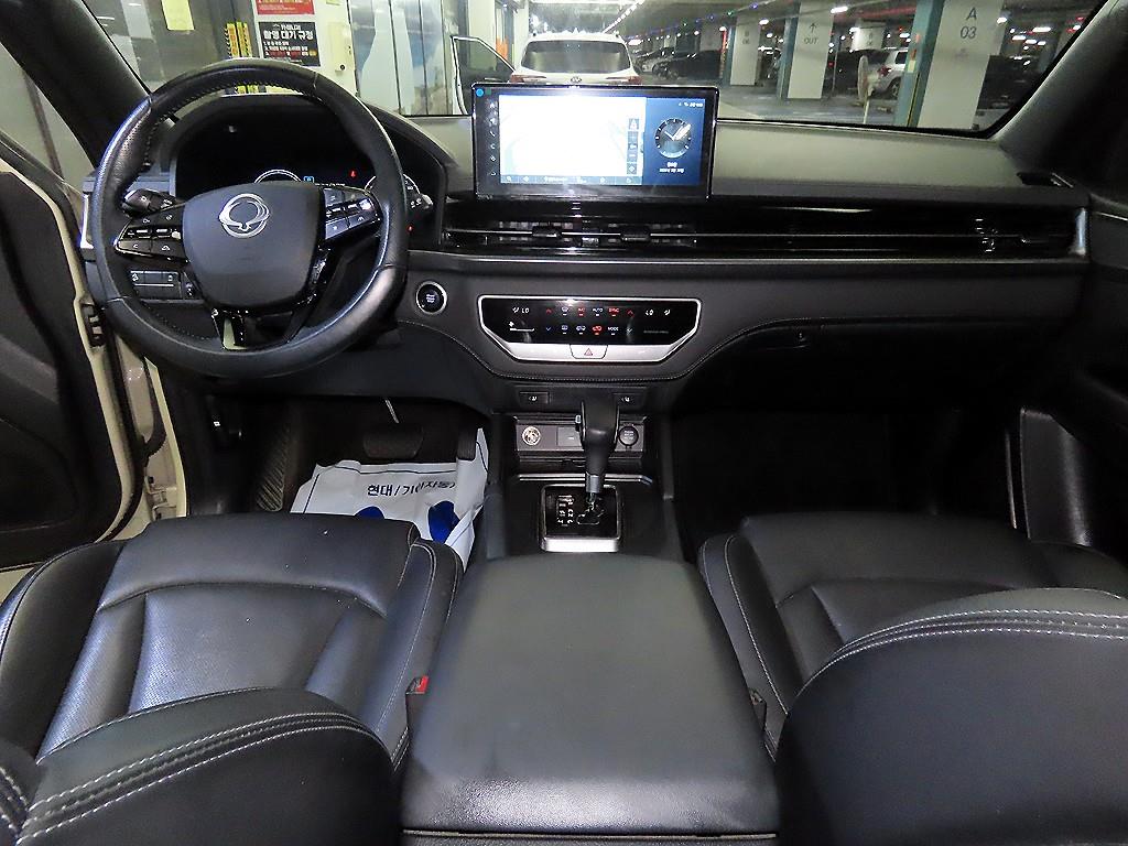 Ssangyong Rexton - Vista 10