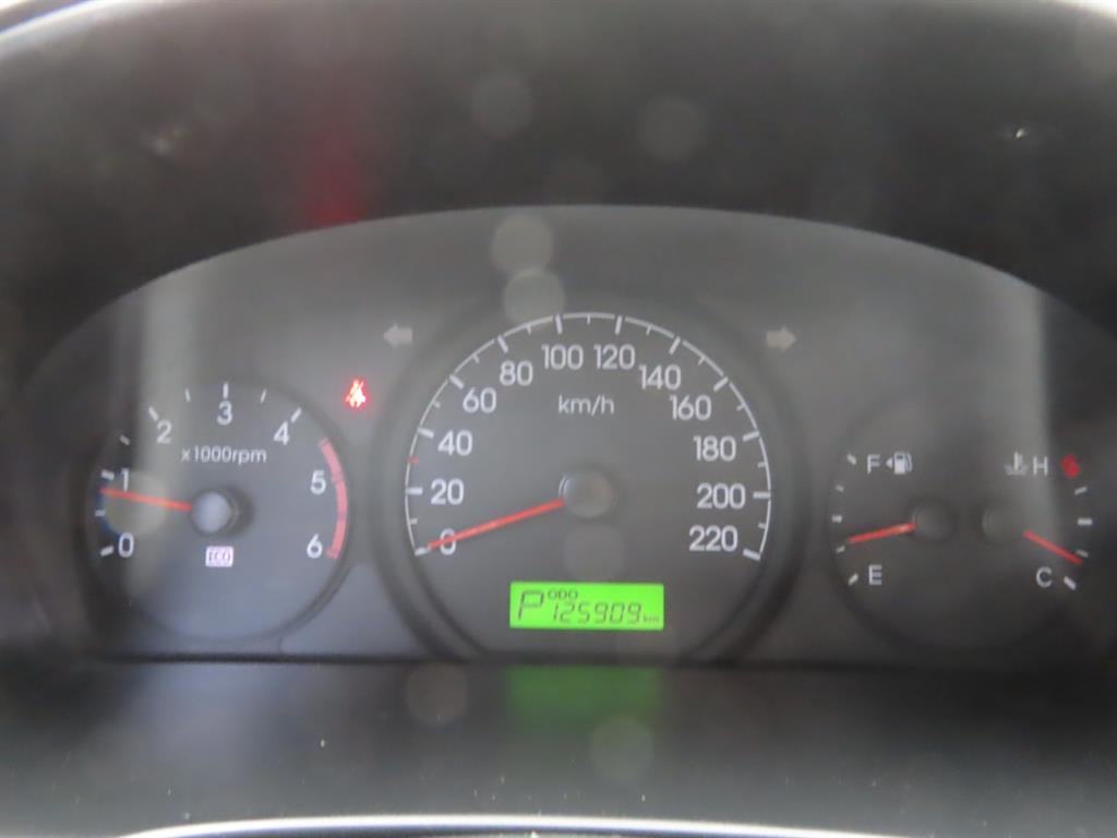 HYUNDAI Starex 2015 Plateado - Importación desde Corea - HF Imports Iquique - Foto 8