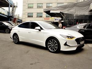 HYUNDAI Sonata - Vista 4