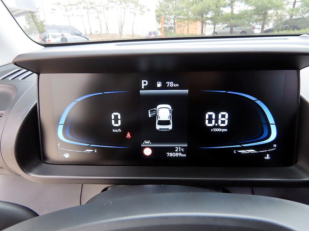 HYUNDAI Casper - Vista 9