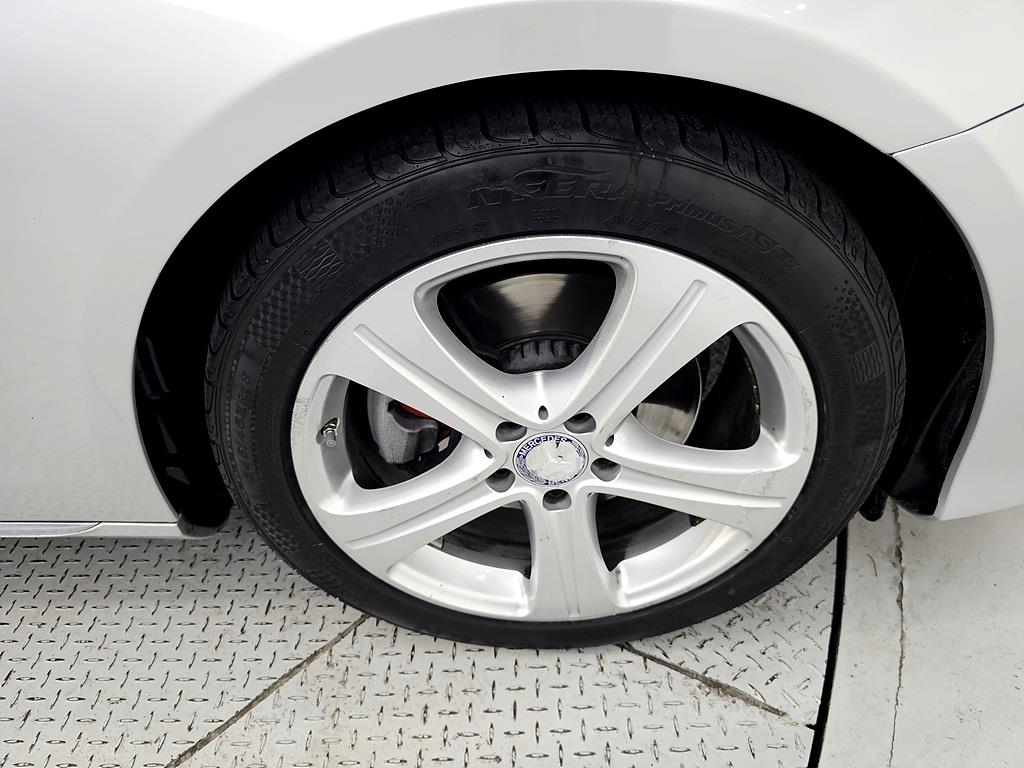 Mercedes Benz E class 2017 Plateado - Importación desde Corea - HF Imports Iquique - Foto 20