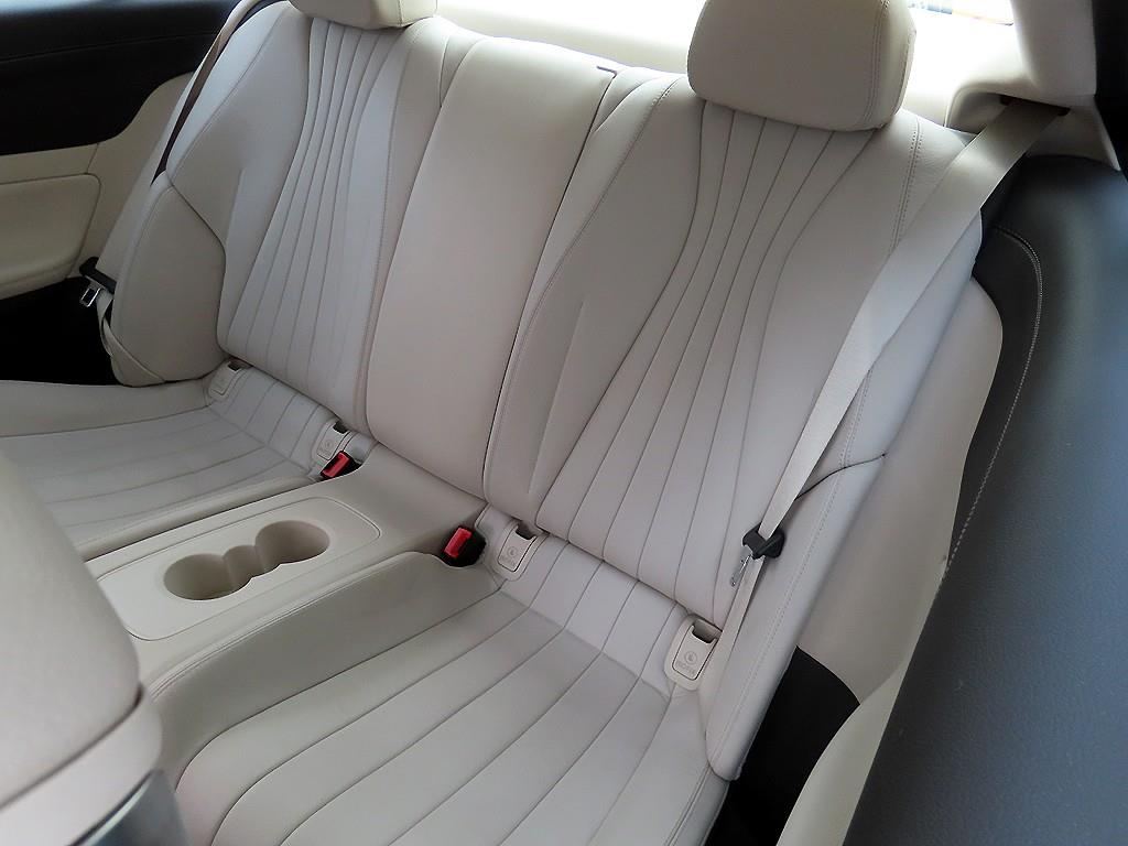 Mercedes Benz E class - Vista 6