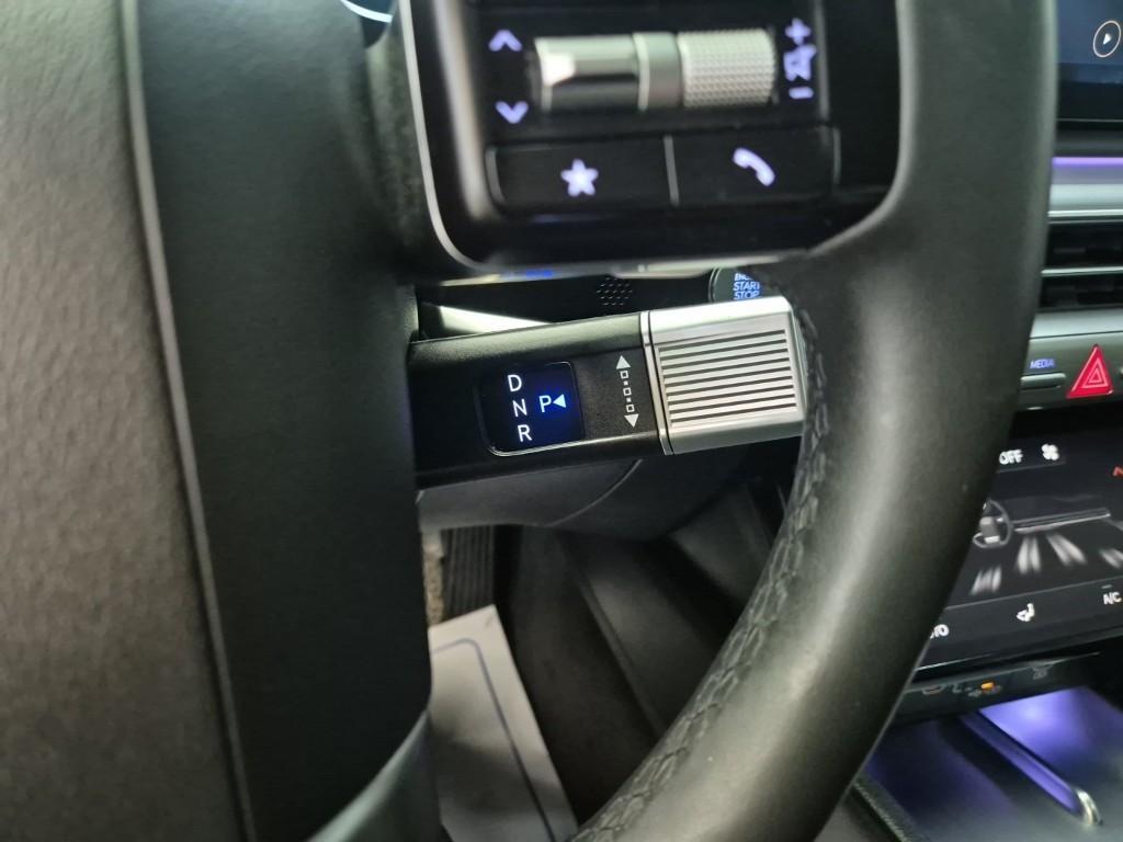 HYUNDAI Grandeur - Vista 12