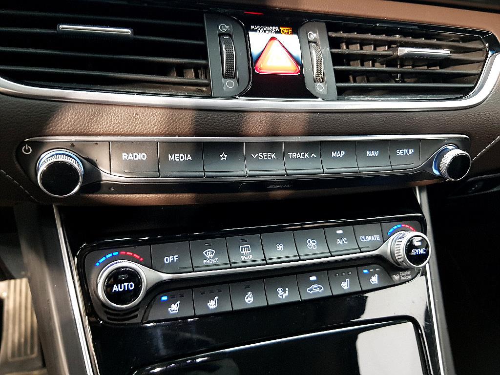 HYUNDAI Grandeur - Vista 11