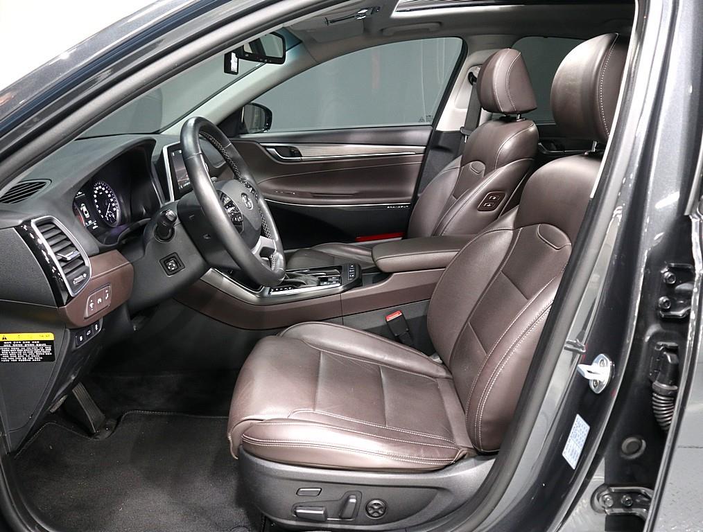 HYUNDAI Grandeur - Vista 11