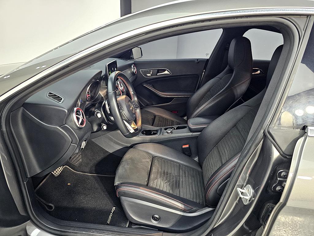 Mercedes Benz CLA Class - Vista 8